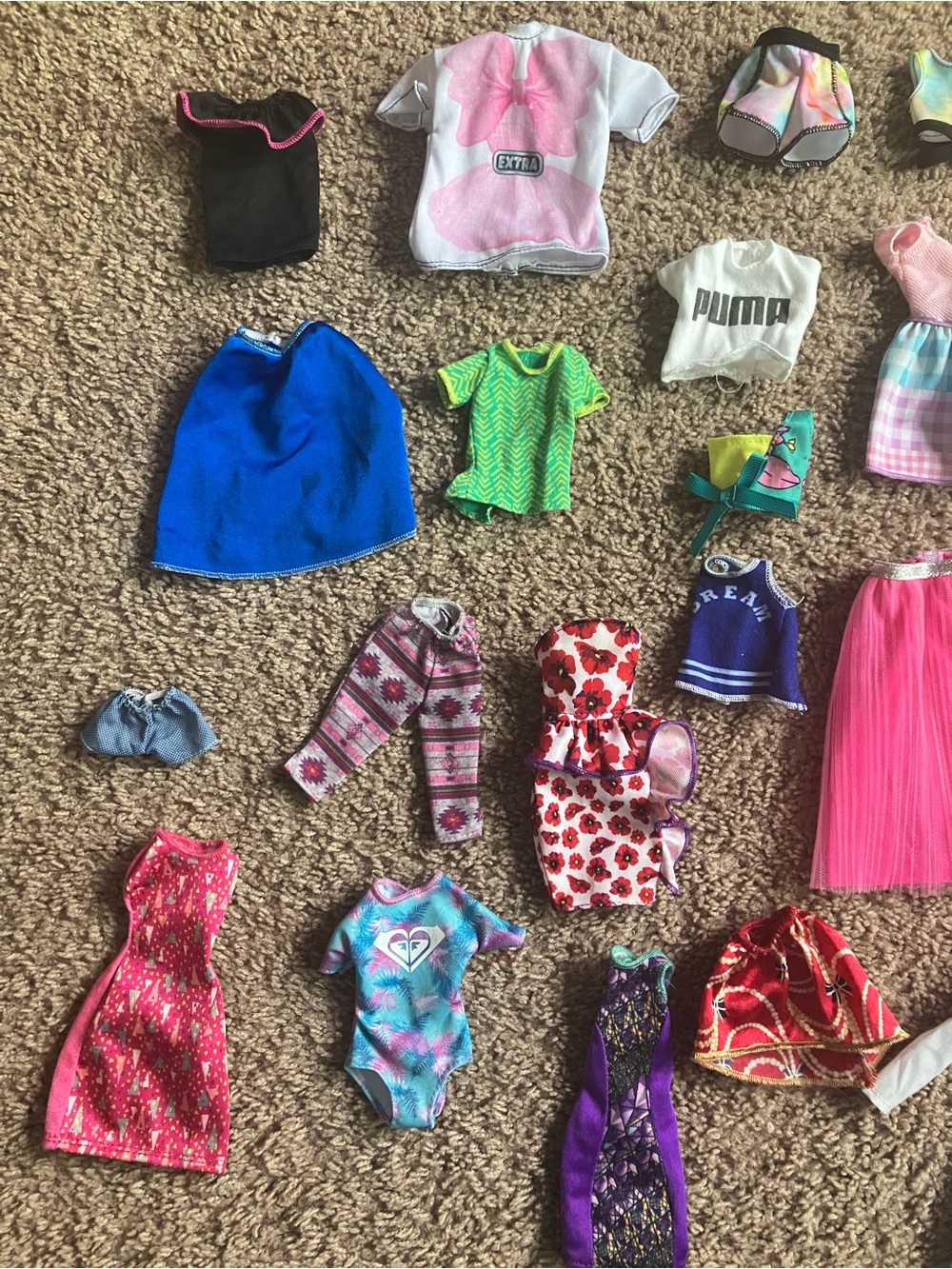 Assorted Doll Outfit Set - Picture 2 of 3